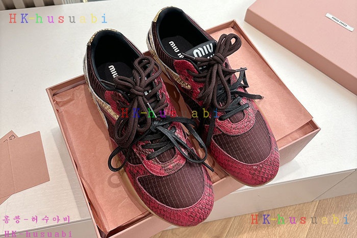 NEW 미우미우 신발 신상 MU 5585570