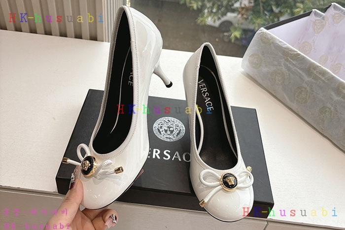 NEW 베르사체 신발 신상 V 45589908
