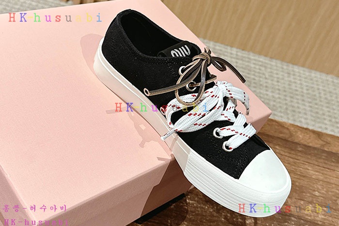 NEW 미우미우 신발 신상 MU 5584015