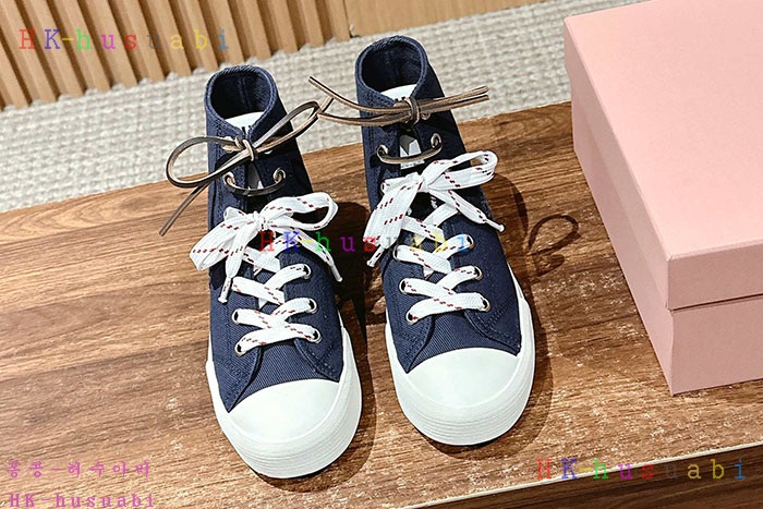 NEW 미우미우 신발 신상 MU 5584019