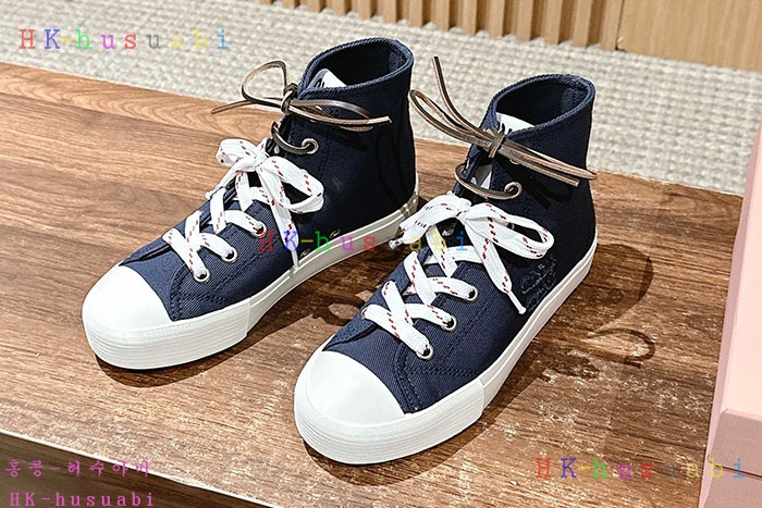 NEW 미우미우 신발 신상 MU 5584019