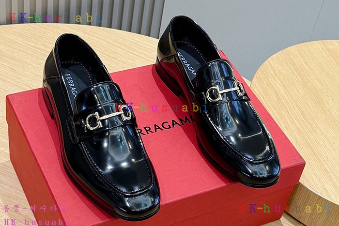 NEW 페라가모 신발 신상 F 240883