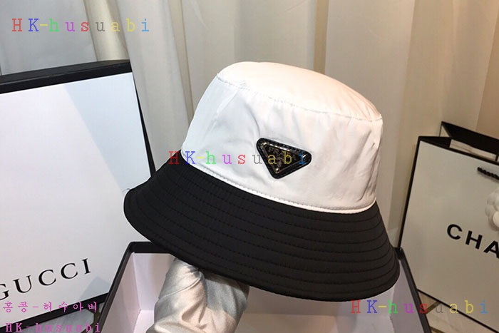 NEW 프라다 모자 신상 P 701105